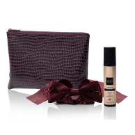Set regalo ghd Cherry Chic: incluye protector térmico ghd Bodyguard, lazo con broche y neceser de edición limitada. Protege tu cabello del calor con estilo y añade un toque chic a tu rutina. El regalo perfecto para lucir un good hair day. ¡Cómpra